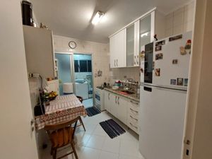 Image 5 - 845274