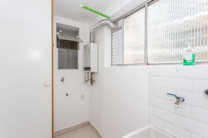 Image 32 - 845276