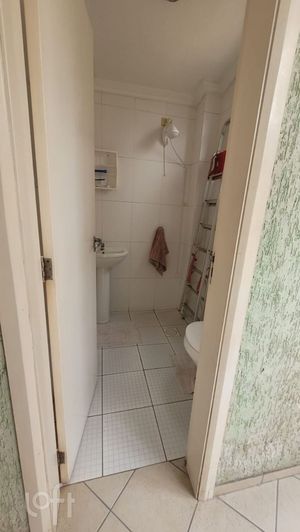 Image 21 - 845284
