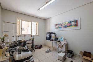 Image 30 - 845294