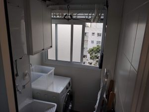 Image 5 - 845307