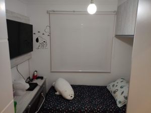 Image 6 - 845307