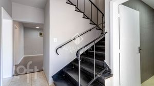 Image 3 - 845355