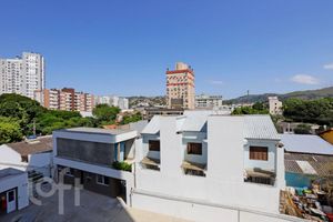 Image 25 - 845359