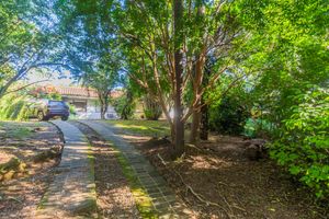 Image 39 - 845413