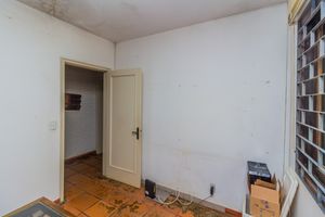 Image 8 - 845413