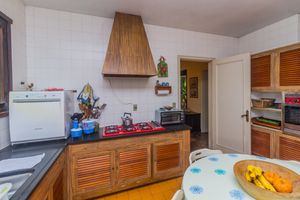 Image 15 - 845413
