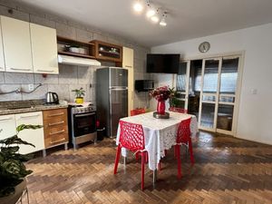 Image 22 - 845436