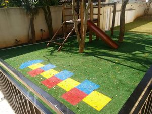 Image 19 - 845438
