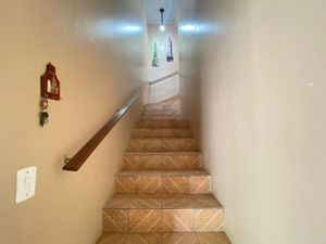 Image 17 - 845499