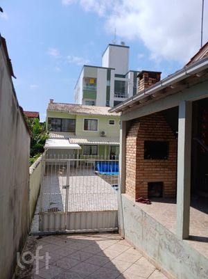 Image 4 - 845547