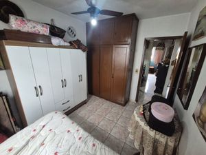 Image 14 - 845656