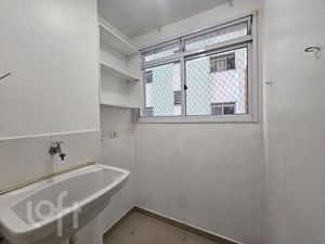 Image 9 - 845658