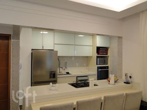 Image 6 - 845662