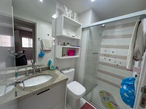 Image 8 - 845668