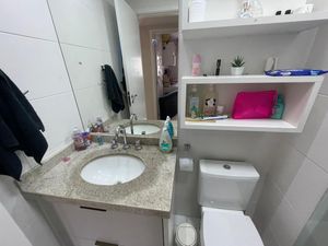 Image 9 - 845668