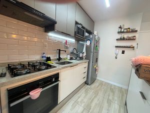 Image 6 - 845668