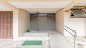 Image 32 - 845823