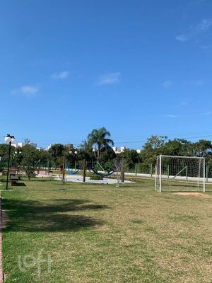 Image 19 - 845840