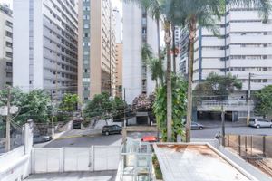 Image 18 - 845842