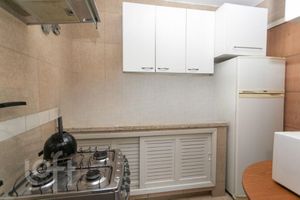 Image 19 - 845866