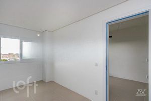 Image 5 - 845881