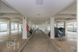 Image 20 - 845881
