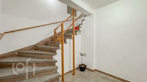 Image 17 - 845896