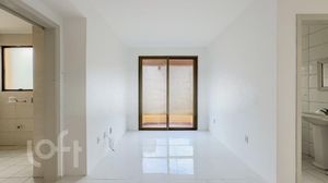 Image 6 - 845896