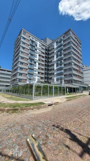 Image 19 - 845932