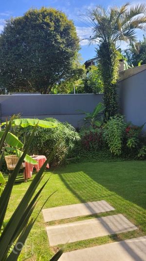 Image 9 - 846017