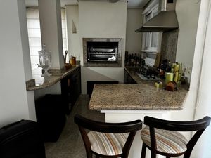 Image 13 - 846036