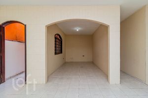 Image 9 - 846086