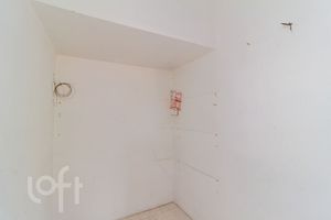 Image 22 - 846086