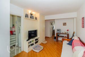 Image 3 - 846294
