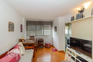 Image 1 - 846294