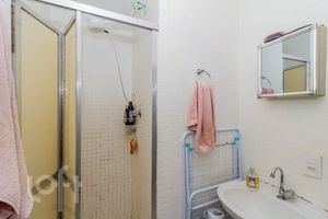 Image 14 - 846294