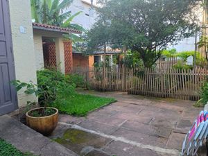 Image 10 - 846336