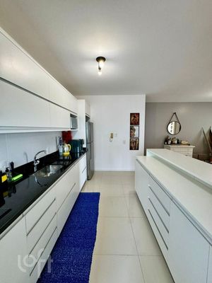 Image 9 - 846363
