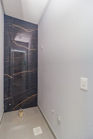 Image 3 - 846442