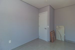 Image 21 - 846442
