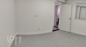 Image 7 - 846493