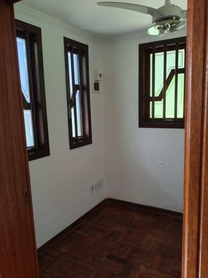 Image 18 - 846519