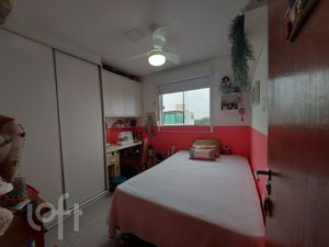 Image 6 - 846529