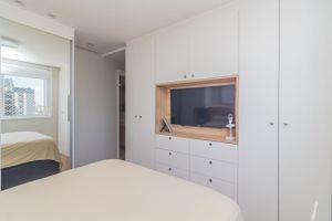 Image 11 - 846572