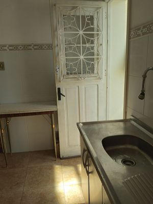 Image 3 - 846574