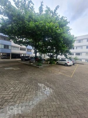 Image 38 - 846612