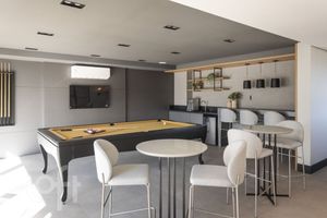 Image 22 - 846631