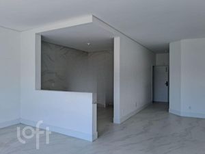 Image 17 - 846678
