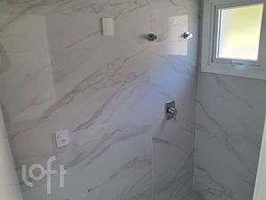 Image 9 - 846682